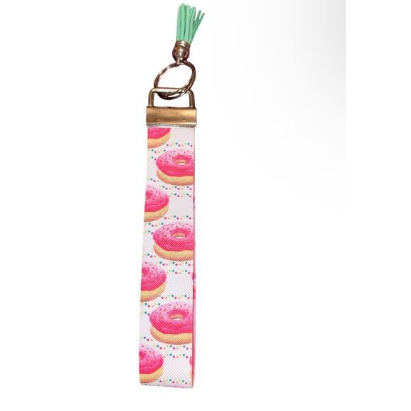 ☀️3/$12☀️ Doughnut and Sprinkle Keychain Wristlet with Green Tassel - Picture 1 of 4